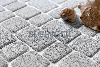 ���������� ������ Steingot �������� ����� ������� Fumo Bello 60 ��